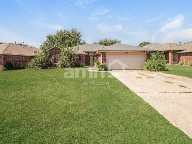 17313 Valley Crst