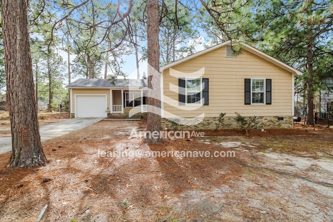 216 Pond Ridge Rd E in Columbia, SC - Foto de edificio