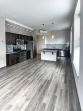 177 State St, Unit 406 in Bridgeport, CT - Building Photo - Building Photo