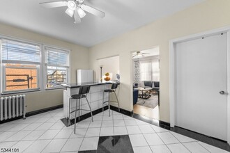 599 W Price St in Linden, NJ - Building Photo - Building Photo