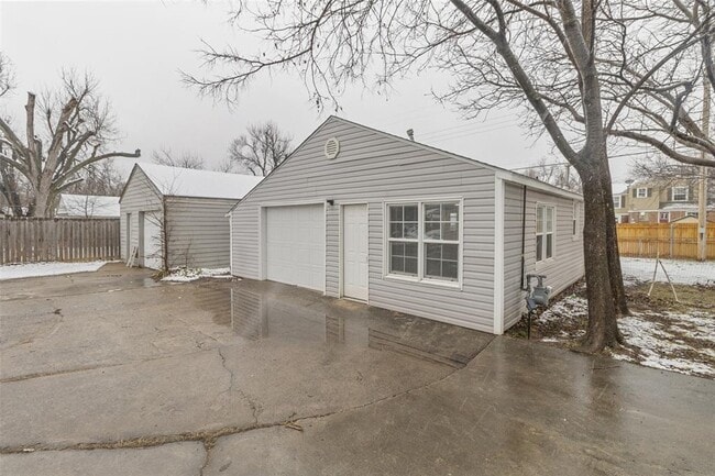 property at 2321 NW 33rd St