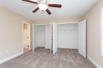 Townes at Northridge Park Townhomes in Fayetteville, NC - Building Photo - Interior Photo