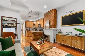 447 Pavonia Ave in Jersey City, NJ - Building Photo - Building Photo