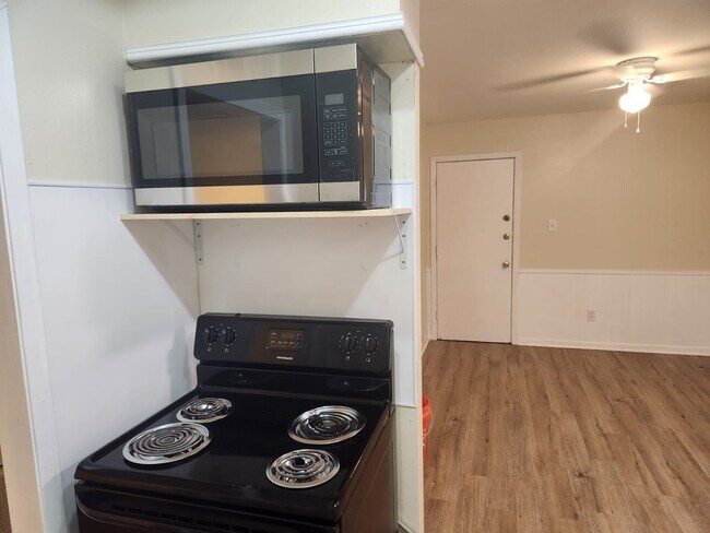 615 S 1st St in Copperas Cove, TX - Building Photo - Building Photo