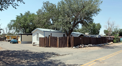 118 Ortega Rd NW in Albuquerque, NM - Foto de edificio - Building Photo