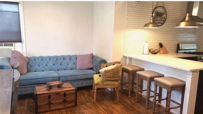 124 Prentice Ave in Pawtucket, RI - Building Photo - Building Photo