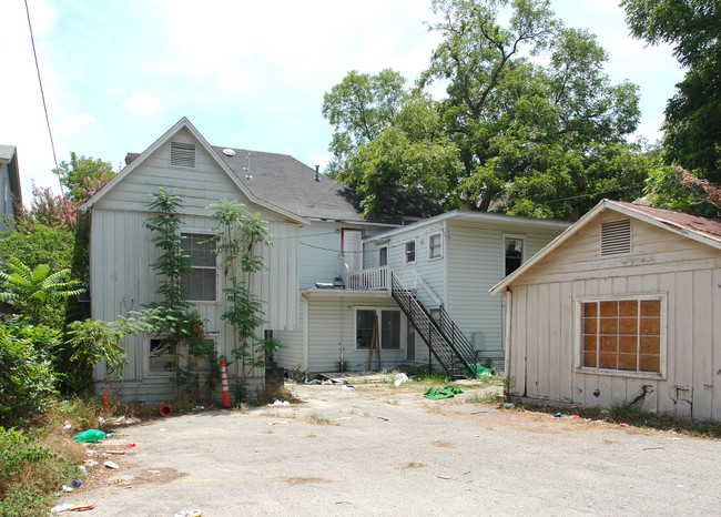 2806 Nueces St in Austin, TX - Building Photo - Building Photo