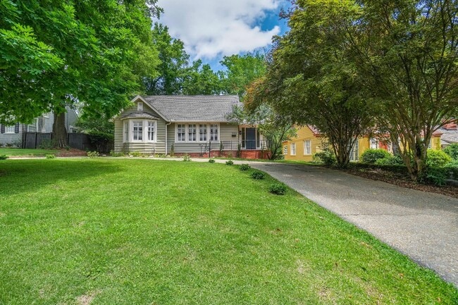 property at 1253 Magnolia Curve