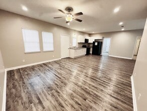 1219 N 44th St in Baton Rouge, LA - Building Photo - Building Photo