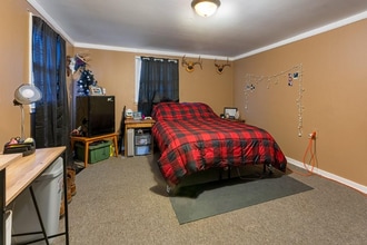 205 Helgerson St in Stanley, WI - Building Photo - Building Photo