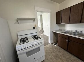 806 N Coler Ave in Urbana, IL - Building Photo - Building Photo