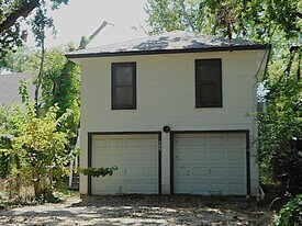 309 Normal St in Denton, TX - Building Photo