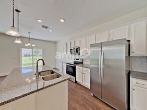 8601 Highfield Ave in Jacksonville, FL - Building Photo - Building Photo