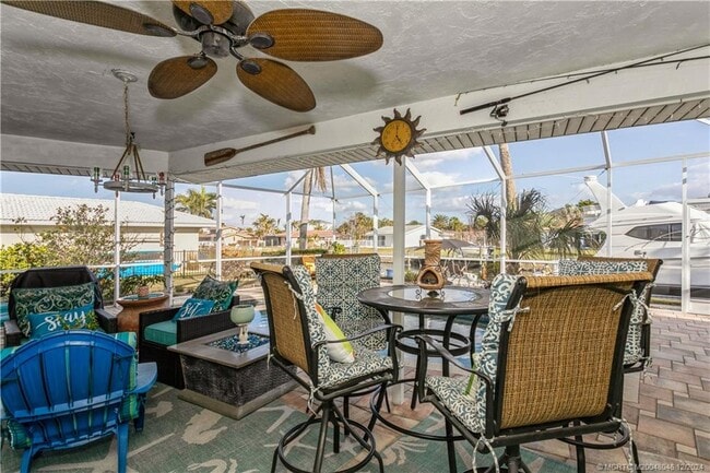 property at 512 Gunwale Ln