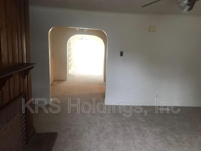 211 Maycox Ave in Norfolk, VA - Building Photo - Building Photo