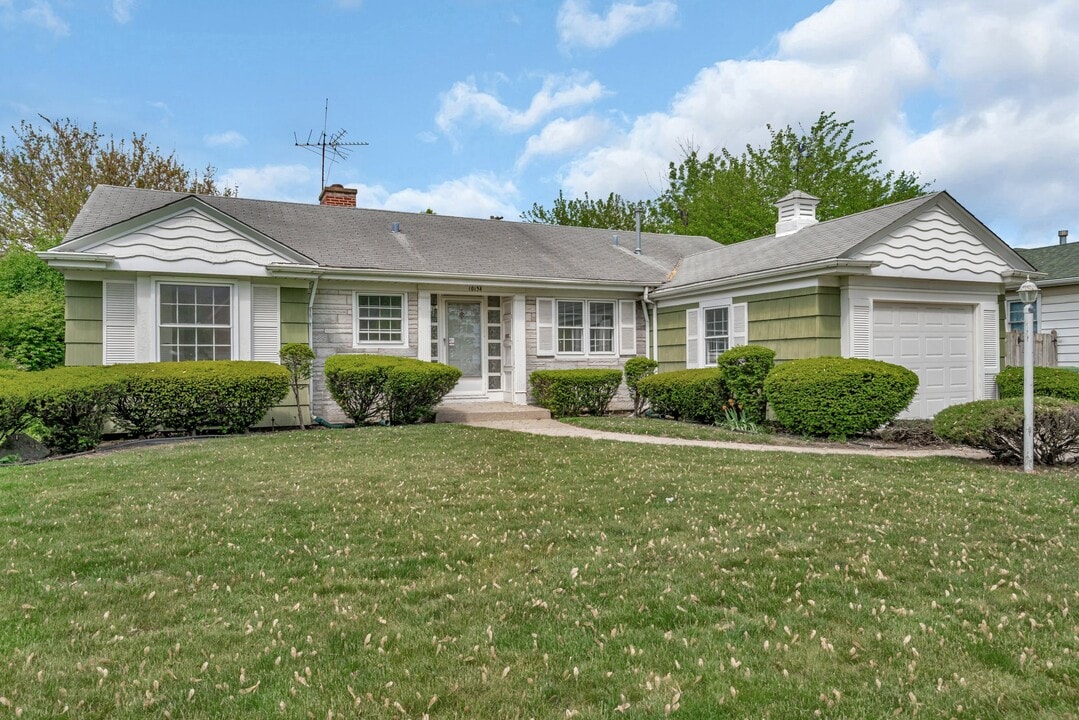 10134 S Kolin Ave in Oak Lawn, IL - Building Photo