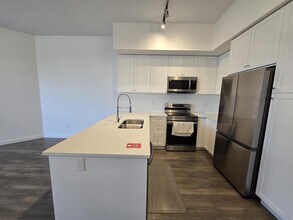 15738-15785 85 Ave in Surrey, BC - Building Photo - Building Photo