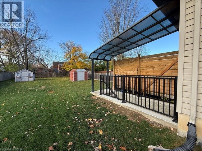 property at 25 Mohawk St