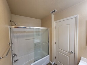 3509 Silverwood Rd in West Sacramento, CA - Building Photo - Building Photo