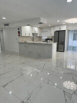 5217 NW 18th St in Lauderhill, FL - Building Photo