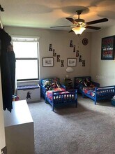 10061 Sage Creek Dr in Ruskin, FL - Building Photo - Building Photo