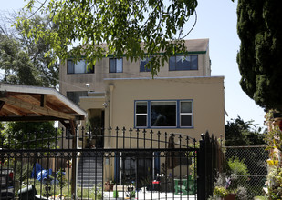 Sojourner Truth Manor in Oakland, CA - Building Photo - Building Photo