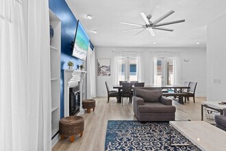 4456 Luke Ave in Destin, FL - Building Photo - Building Photo