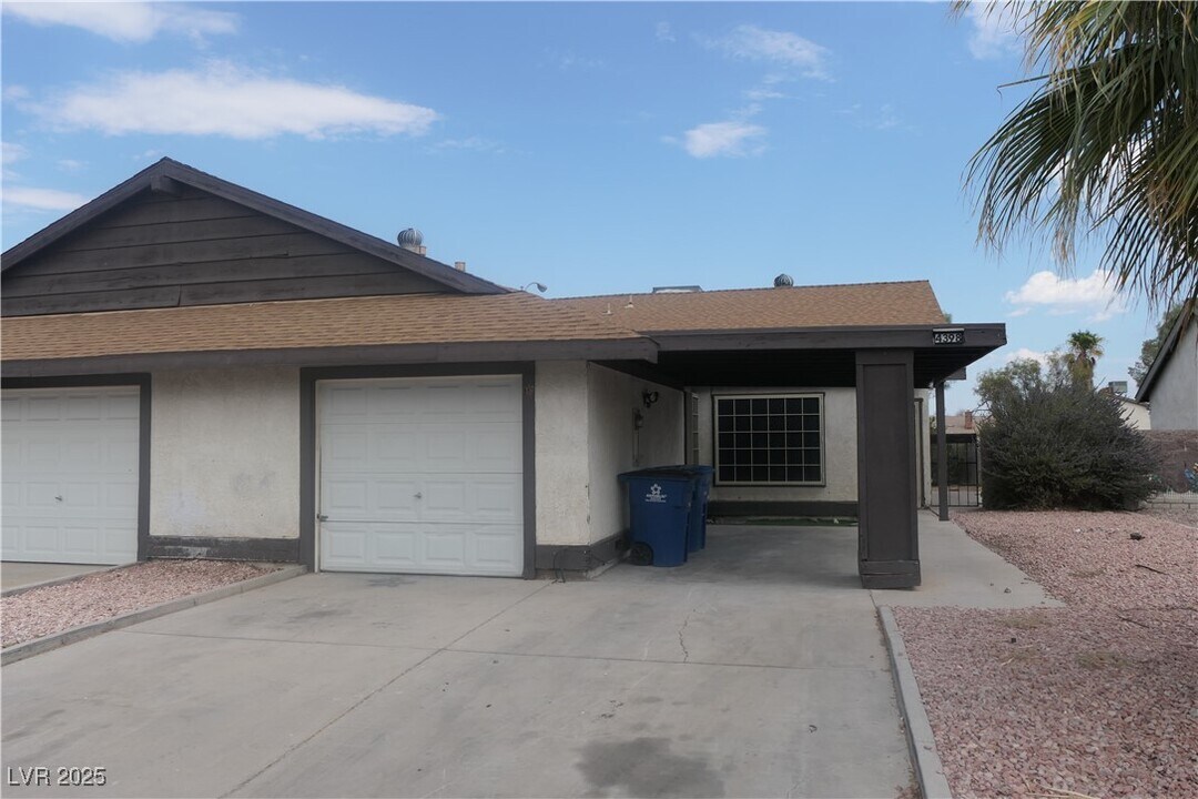 4398 Bramblewood St in Las Vegas, NV - Building Photo
