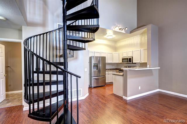 8707 E Florida Ave in Denver, CO - Building Photo