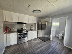 303 Gardner St in Plymouth, PA - Building Photo - Building Photo