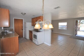 10930 Whitly Ct in Jacksonville, FL - Building Photo - Building Photo