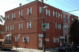 1324-1326 Dickinson St in Philadelphia, PA - Building Photo - Building Photo