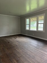 6245 E Marshall St in Tulsa, OK - Building Photo - Building Photo