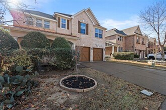 2008 Spotted Ct in Plano, TX - Foto de edificio - Building Photo