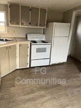 100 2nd Ave SE in Hildebran, NC - Building Photo - Building Photo