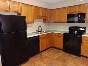 277 Dunbar Cave Rd in Clarksville, TN - Building Photo - Building Photo