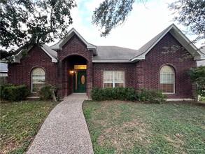 2019 E 29th St in Mission, TX - Foto de edificio - Building Photo