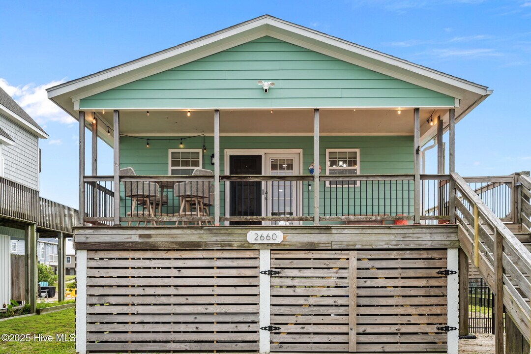 2660 Island Dr in North Topsail Beach, NC - Building Photo