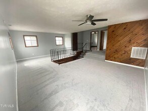 313 Northeast St in Elizabethton, TN - Building Photo - Building Photo