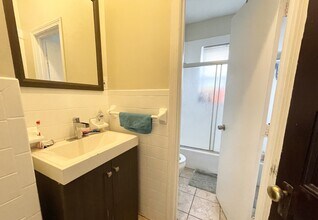 692 Columbia Rd, Unit 3 in Boston, MA - Building Photo - Building Photo