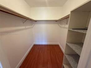 10511 SW 108th Ave in Miami, FL - Building Photo - Building Photo