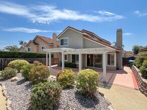 1714 Avenida Alta Mira in Oceanside, CA - Building Photo - Building Photo