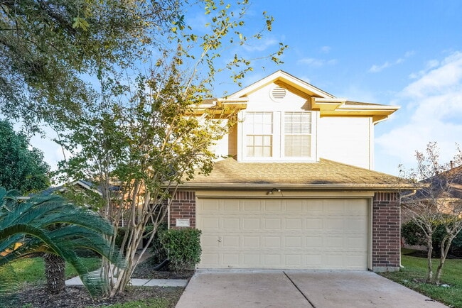 property at 2803 Green Hollow Ct