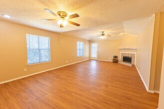 6115 8th St in Lubbock, TX - Building Photo - Building Photo
