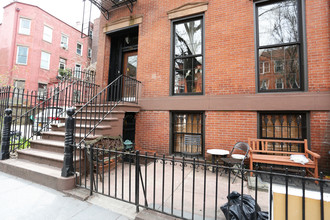 238 Degraw St in Brooklyn, NY - Foto de edificio - Building Photo