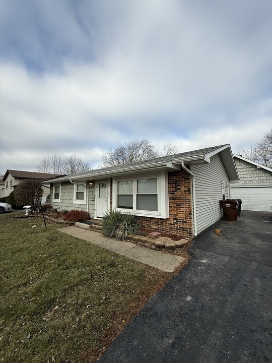 3612 Glynwood Ln in Hazel Crest, IL - Building Photo