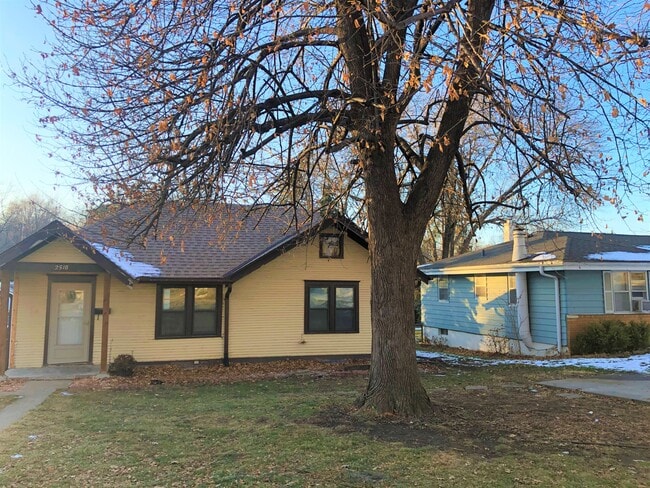 property at 2518 S 46th Ave