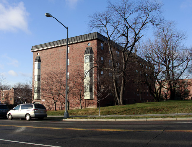 Moore Tower in Washington, DC - Foto de edificio - Building Photo