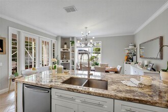 604 Stanton Dr in Weston, FL - Building Photo - Building Photo