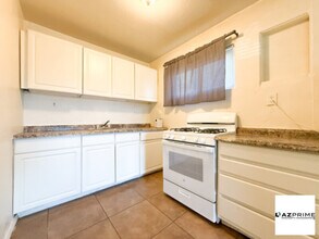 6014 W Vista Ave in Glendale, AZ - Building Photo - Building Photo